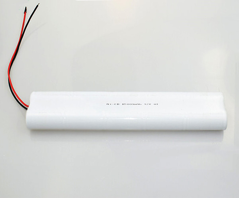 ไฟฉุกเฉินแบบชาร์จไฟได้แบตเตอรี่ Ni Cd D5000mAh อายุการใช้งานยาวนาน 12V